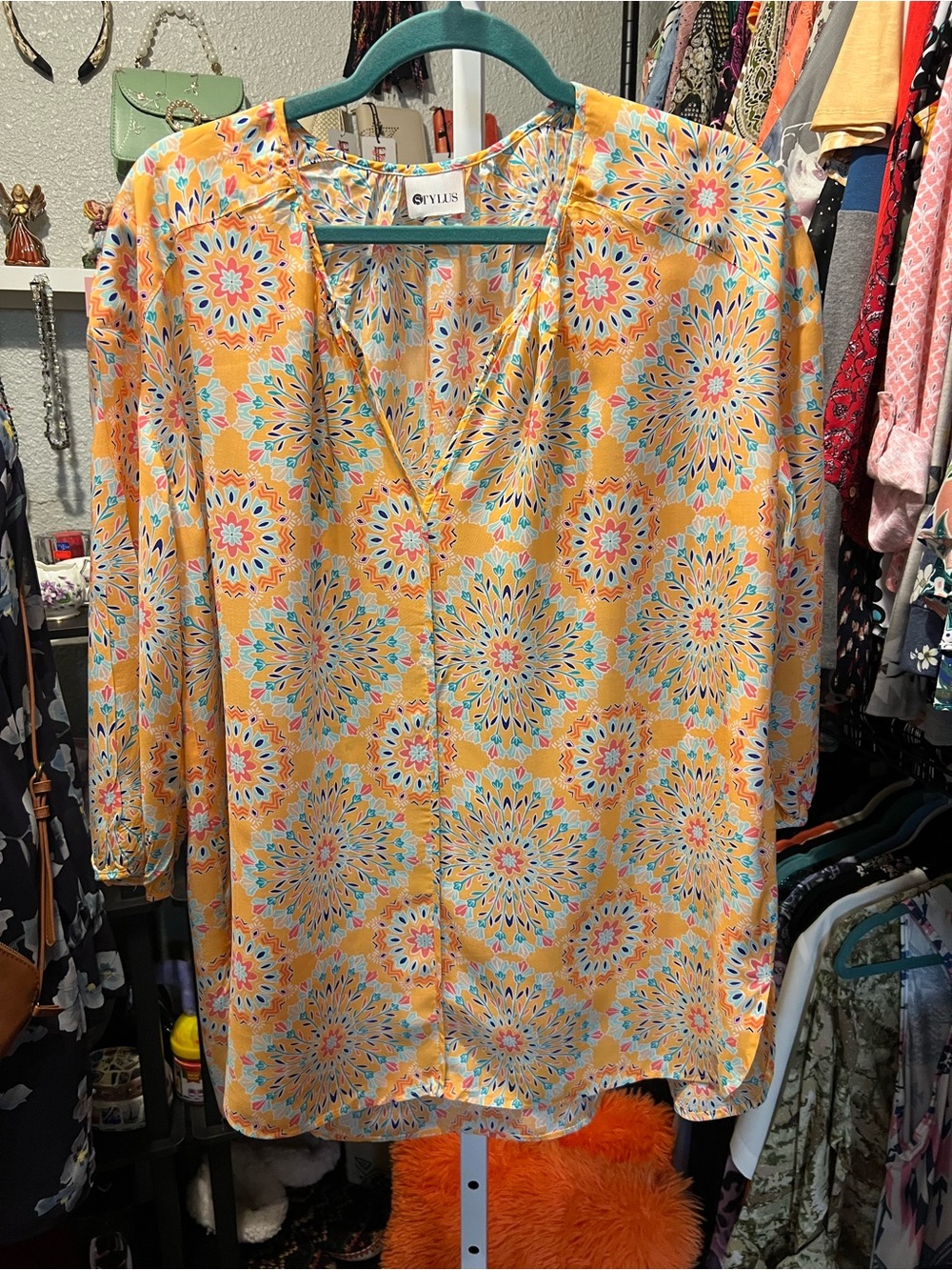 STYLUS Yellow Floral Medallion V-Neck Tunic